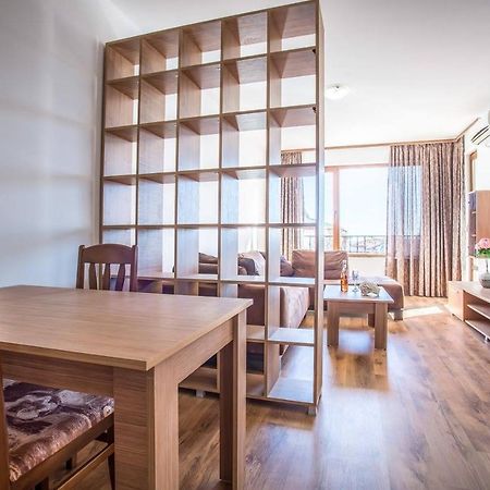 Апартамент За Гости Villa Ράβντα Εξωτερικό φωτογραφία